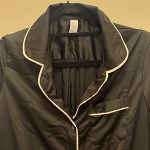 Stars above black white satin sleep shirt bnwt size S